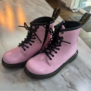 Kids light pink dr. Martens
